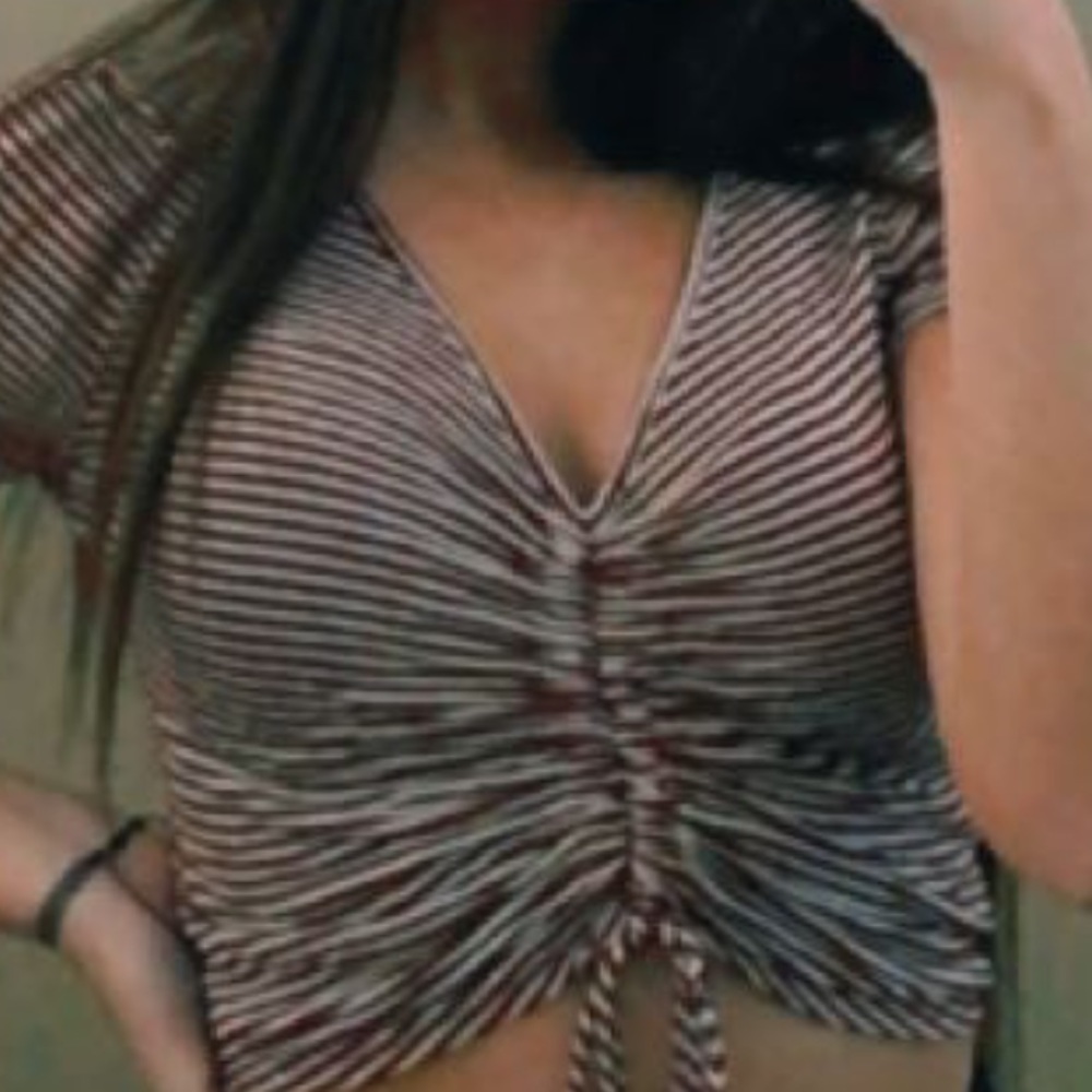 Scrunching shirt